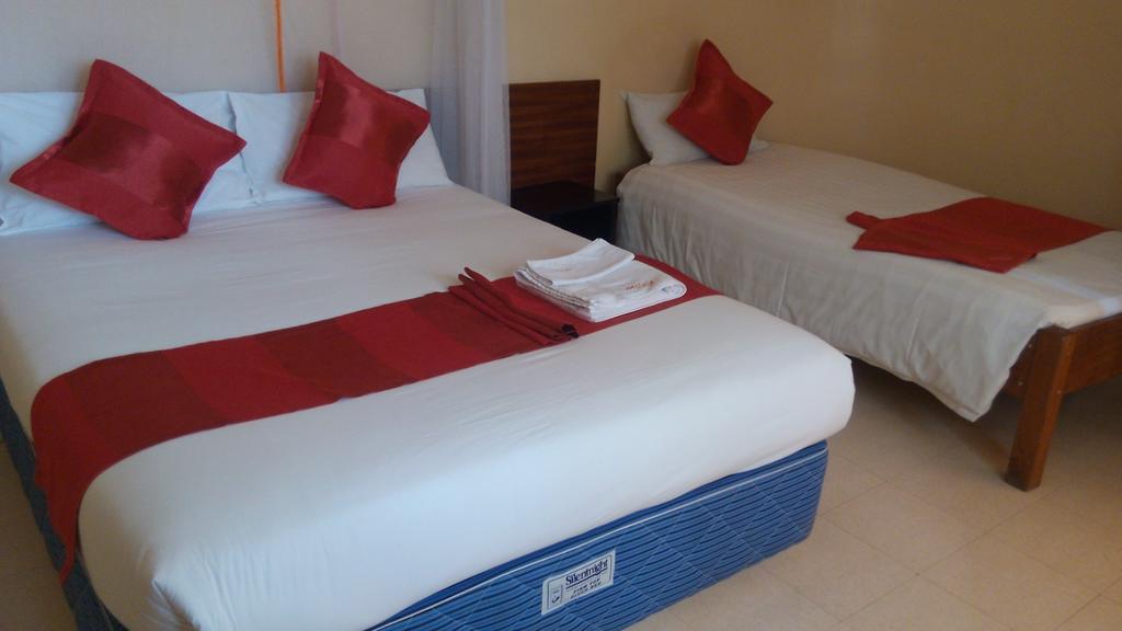 Milele Resort Nakuru Eksteriør bilde