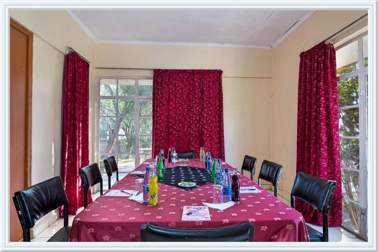 Milele Resort Nakuru Eksteriør bilde