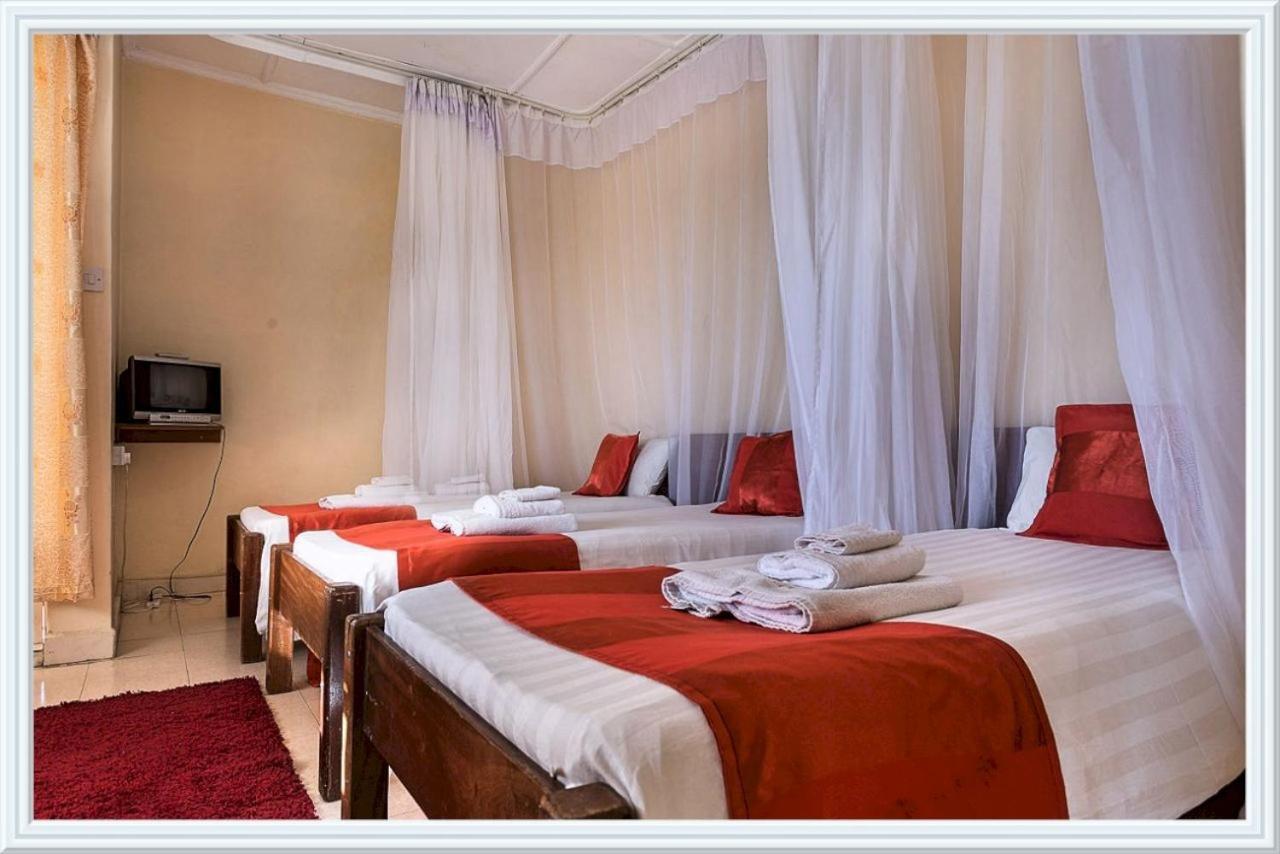 Milele Resort Nakuru Eksteriør bilde