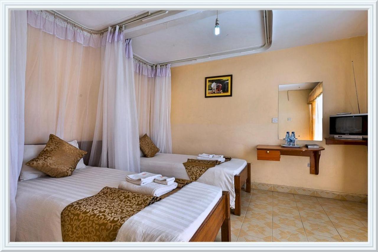 Milele Resort Nakuru Eksteriør bilde